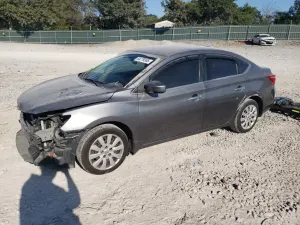 Nissan Sentra S 1.8L 4 2016