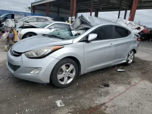 Hyundai Elantra 1.8L 4 2013