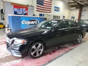 Mercedes-Benz E 300 4MATIC 2.0L 4 2018