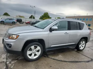 Jeep Compass LATITUDE 2.4L 4 2016