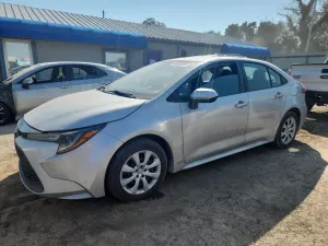 Toyota Corolla LE 1.8L 4 2020