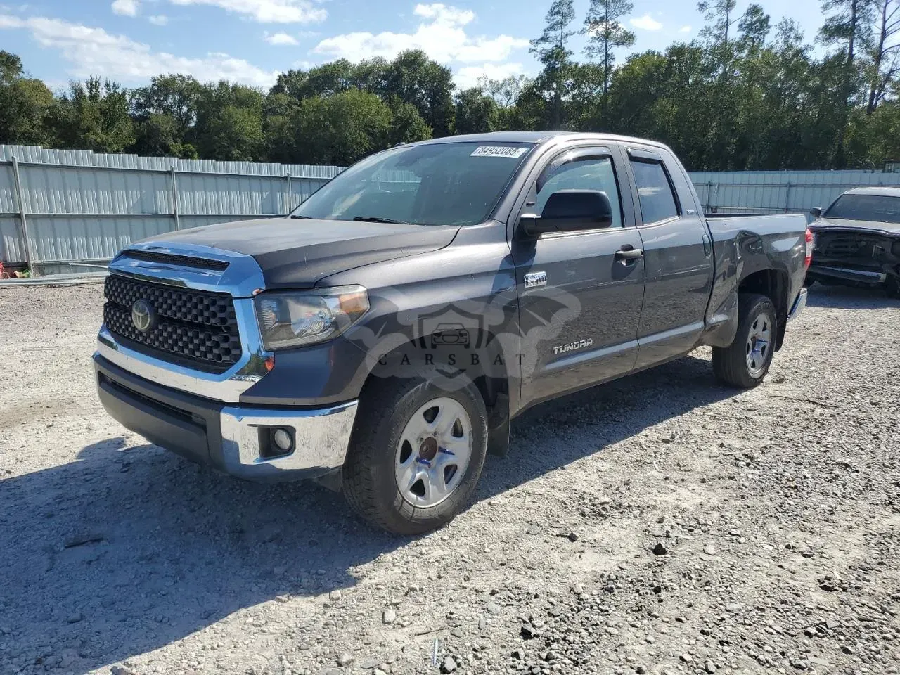 Toyota Tundra DOUBLE CAB SR 5.7L 8 2018