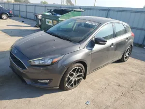 Ford Focus SEL 2.0L 4 2017