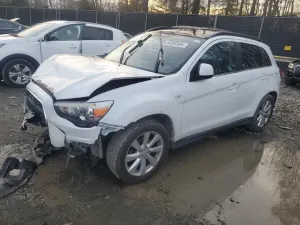 Mitsubishi Outlander 2.0L 4 2014