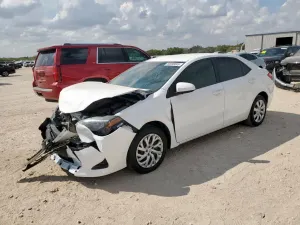 Toyota Corolla L 1.8L 4 2018