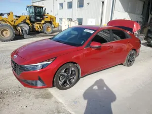 Hyundai Elantra SEL 2.0L 4 2022