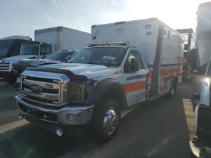 Ford F-450 SUPER DUTY 6.7L 8 2015