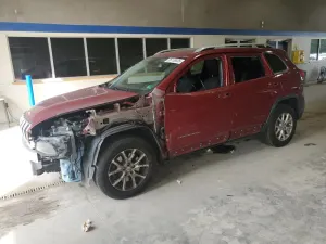 Jeep Cherokee LATITUDE 2.4L 4 2015