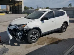 Toyota Rav4 LE 2.5L 4 2017