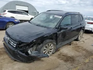 Volkswagen Tiguan S 2.0L 4 2018