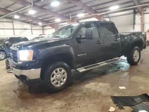 GMC Sierra K2500 SLT 6.6L 8 2011