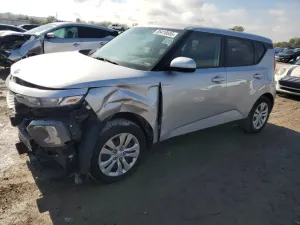 Kia Soul LX 2.0L 4 2020