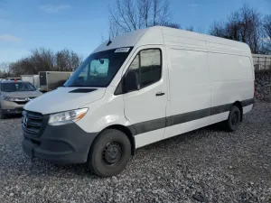 Mercedes-Benz Sprinter 2.0L 4 2025