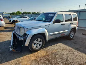 Jeep Liberty 3.7L 6 2011
