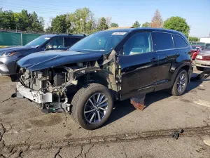 Toyota Highlander 3.5L 6 2019