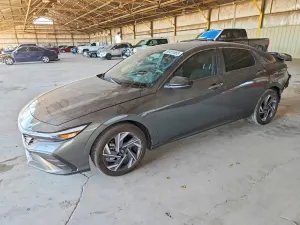 Hyundai Elantra 2.0L 4 2025