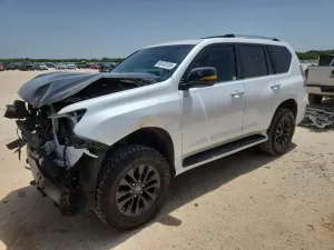 Lexus GX 4.6L 8 2023