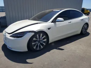 Tesla Model 3 2025