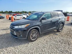 Toyota Highlander 3.5L 6 2019