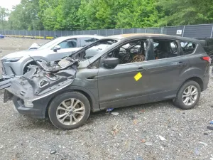 Ford Escape 2.0L 4 2017