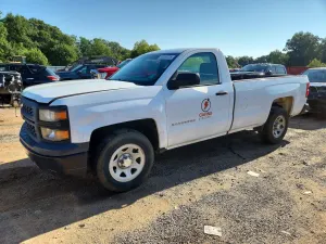 Chevrolet Silverado 1500 4.3L 6 2015