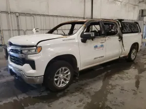 Chevrolet Silverado 1500 5.3L 8 2023