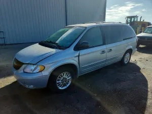 Chrysler Town & Country 3.8L 6 2002