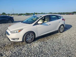 Ford Focus 2.0L 4 2016