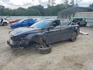 Nissan Altima 2.5L 4 2022