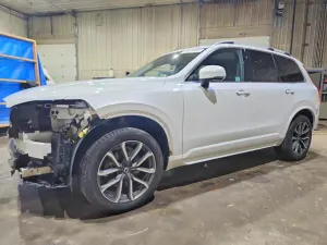 Volvo XC90 2.0L 4 2018