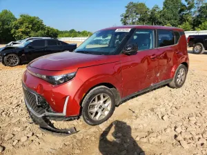 Kia Soul 2.0L 4 2023