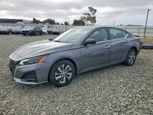 Nissan Altima 2.5L 4 2024