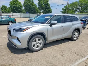 Toyota Highlander 2.4L 4 2023