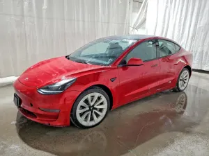Tesla Model 3 2022