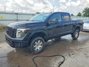 Nissan Titan 5.6L 8 2018