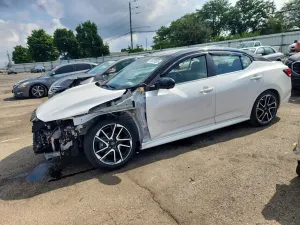 Nissan Sentra 2.0L 4 2025