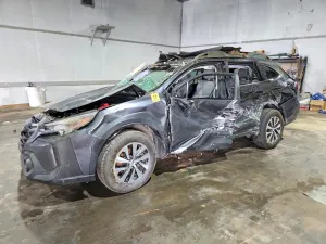 Subaru Outback 2.5L 4 2025