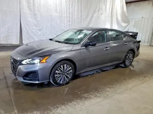 Nissan Altima 2.5L 4 2025