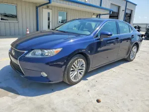 Lexus ES 3.5L 6 2013
