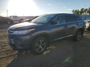 Toyota Highlander LE 3.5L 6 2019