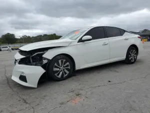 Nissan Altima S 2.5L 4 2019