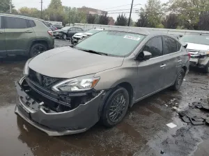 Nissan Sentra S 1.8L 4 2016