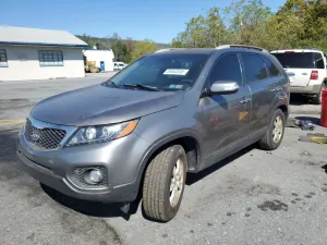 Kia Sorento BASE 2.4L 4 2012