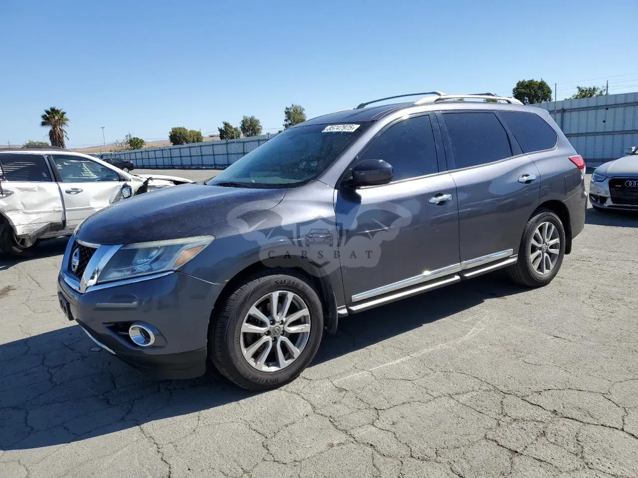 Nissan Pathfinder S 3.5L 6 2014
