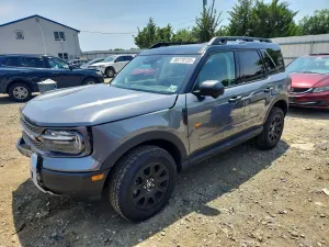 Ford Bronco 2.0L 4 2025