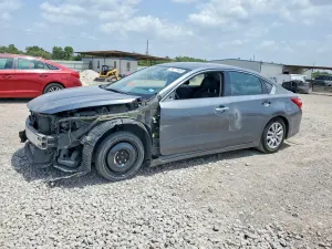 Nissan Altima 2.5L 4 2017