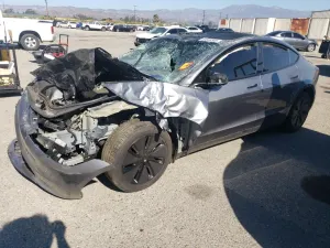 Tesla Model 3 2024