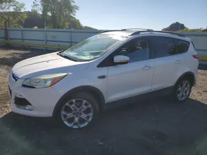 Ford Escape SEL 2.0L 4 2013