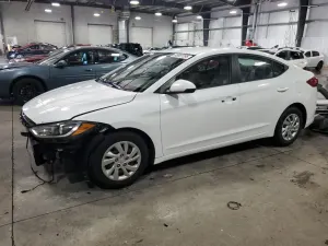 Hyundai Elantra SE 2.0L 4 2017