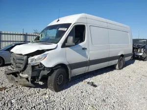 Mercedes-Benz Sprinter 2500 2.0L 4 2024